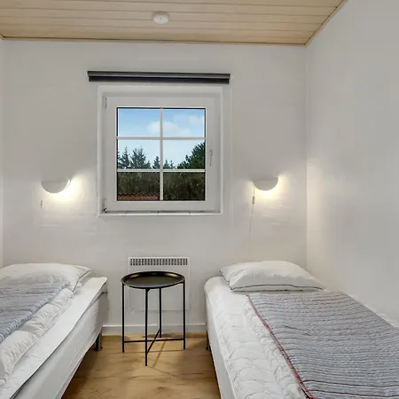 Nyaraló Cozy In With Sauna *