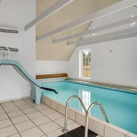 Tatil Evi Awesome In Romo With Private Swimming Pool, Be Inside Or Outside Kongsmark