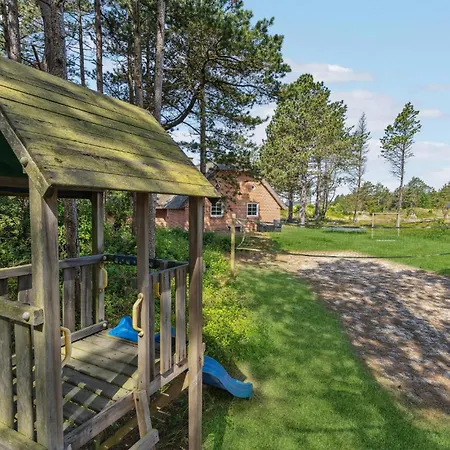 Vakantiehuis Cozy In With Sauna